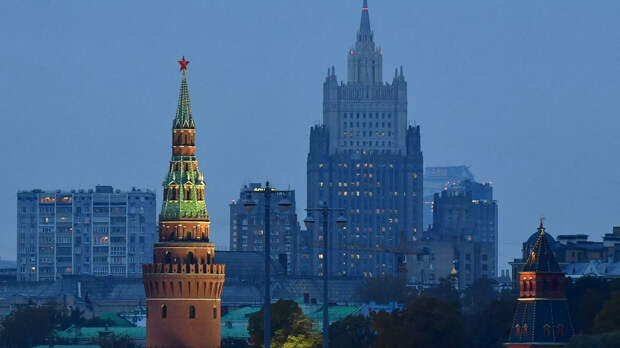 Московский Кремль и здание МИД России - РИА Новости, 1920, 20.12.2021