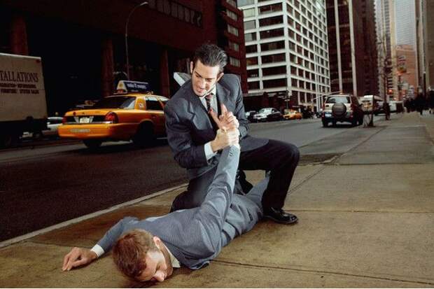 Как вести себя в уличной драке Как вести себя в уличной драке