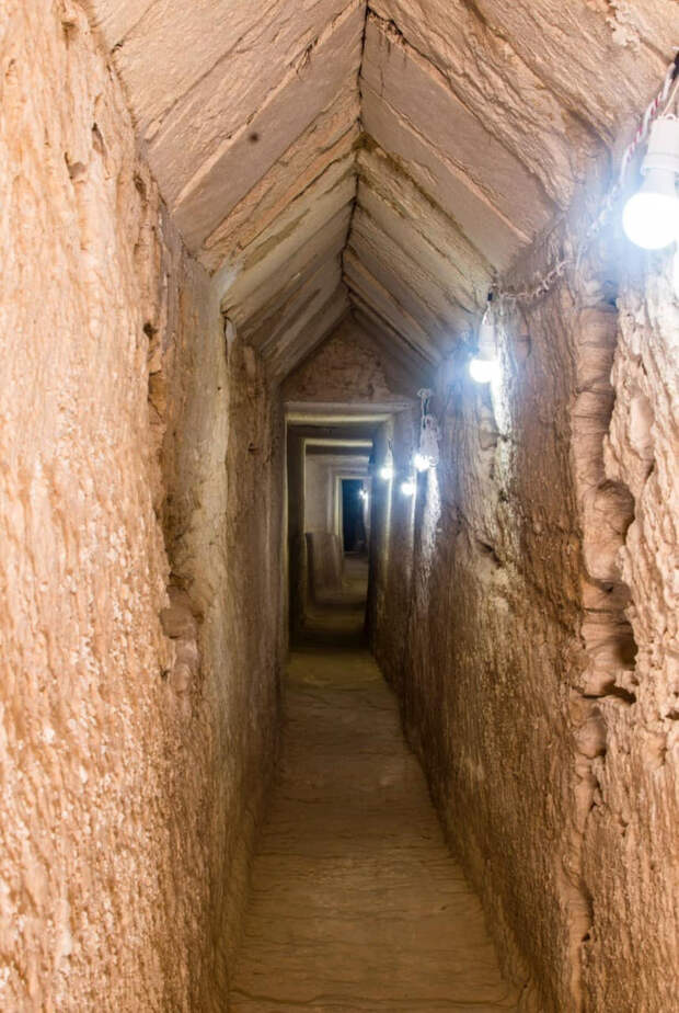 В Египте нашли тоннель, который, возможно, ведет к гробнице Клеопатры. И это может стать величайшим открытием
