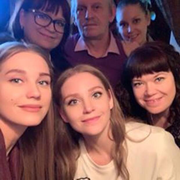 У Кристины Асмус есть двойник? Поклонники не сразу смогли узнать популярную актрису на фото