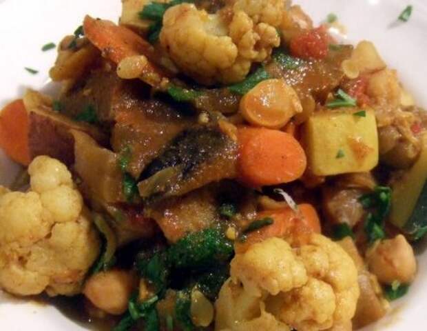 Тушеные овощи с мясом и тыквой в мультиварке