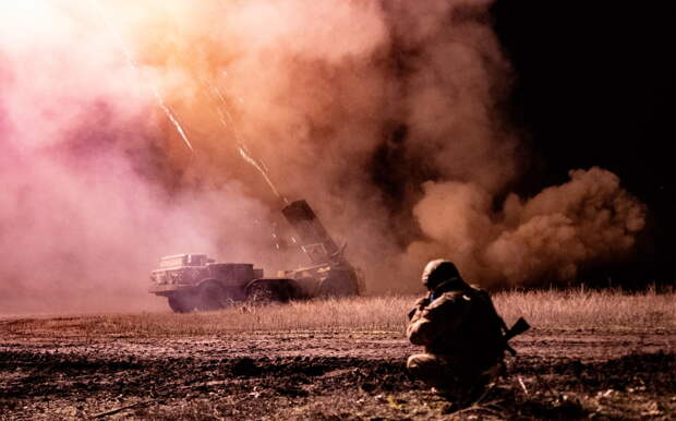 Эксперт Дандыкин: Зеленский прячется в бункере после ударов по Валдаю и Хорлам