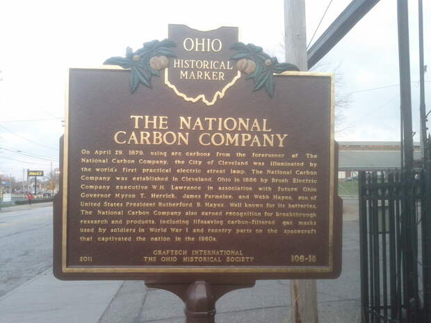 https://remarkableohio.org/_data/i/galleries/Cuyahoga_County/106-18_The_National_Carbon_Company/106233_133404-la.jpg