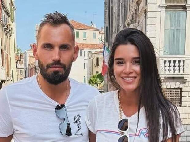 Психолог Степанова видит развод Бородиной и Сердюкова: «Он приспособленец»