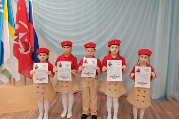 Юнармейцы ХМАО приняли участие в акции «Письмо солдату»