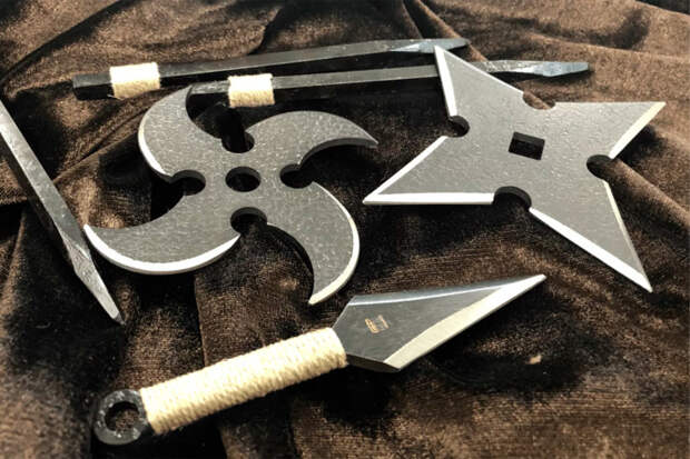 Лезвие, скрытое в руке: что из себя представляет экзотическое метательное оружие сюрикэн