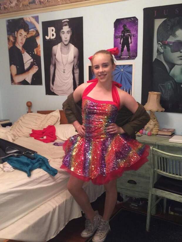 Билли Айлиш трогательно призналась в любви Джастину Бибера, фанаткой которого являлась с детства