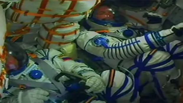 Запуск ракеты-носителя «Союз-2.1а» с Климом Шипенко и Юлией Пересильд на борту