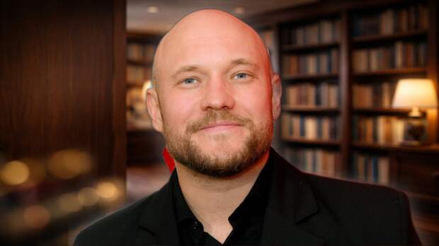 «Непара — такое бывает»: почему Владимир Селиванов судился с бывшей женой за 700 тысяч рублей алиментов и как выглядит его новая избранница после ринопластики