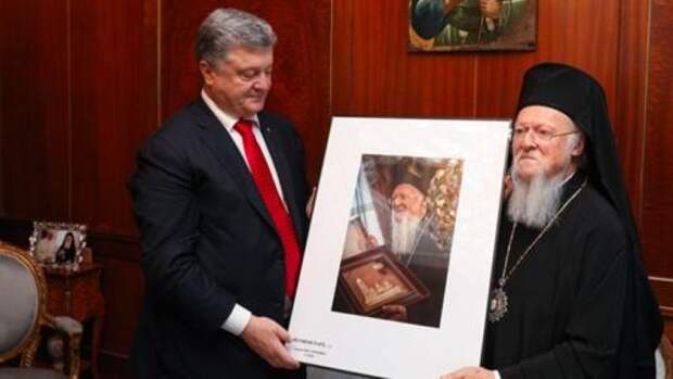 Православный мир и Украина: Мрачные перспективы и последние надежды
