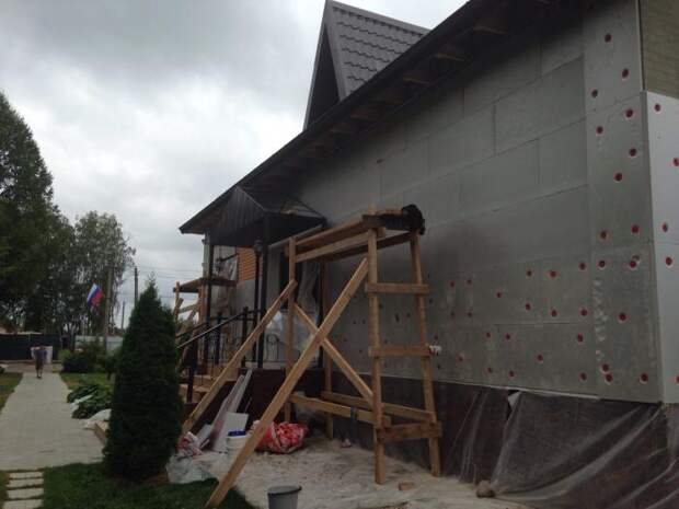 Косметический ремонт фасада дома, утепление загородного дома