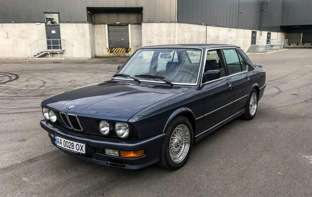 BMW 535i E28 "Акула": таких уже не делают bmw, авто, автомобли, обзор, ретро авто, седан, тест-драйв, янгтаймер