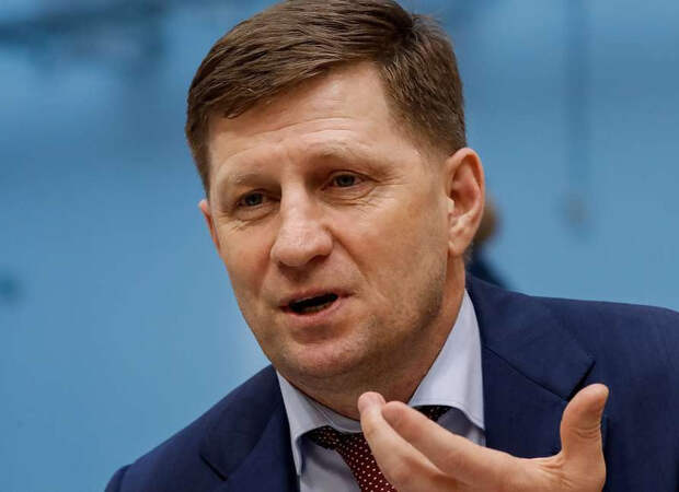 Хазин объяснил, зачем Путин назначил Фургала губернатором