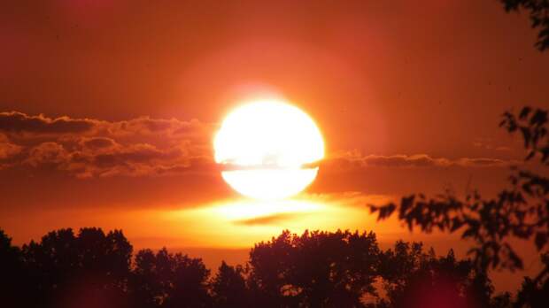 Солнце нанесло мощный удар по Марсу