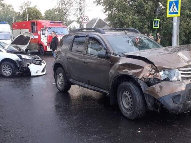 В ДТП на улице Болховской в Брянске пострадала 9-летняя девочка