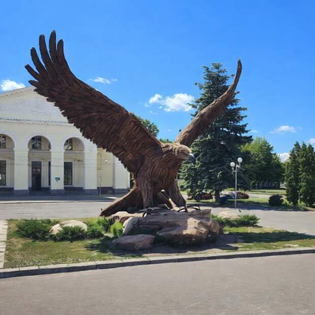 Депутат Виталий Рыбаков: «В Орле советник Клычкова любил „кататься“ — сейчас приходится „саночки возить“»