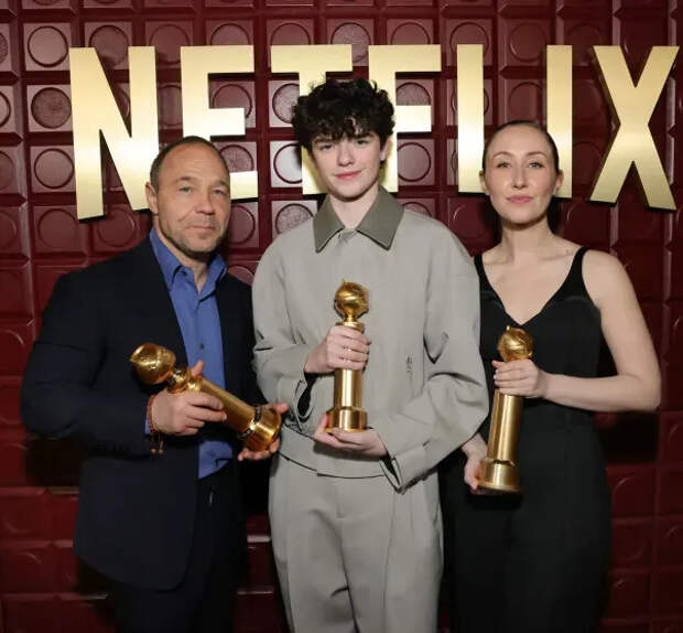 Стивен Грэм, Оуэн Купер и Эрин Доэрти