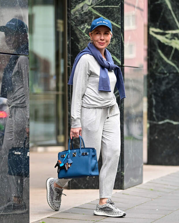 Что носить дамам старше 50 лет летом 2022: безупречные и модные варианты