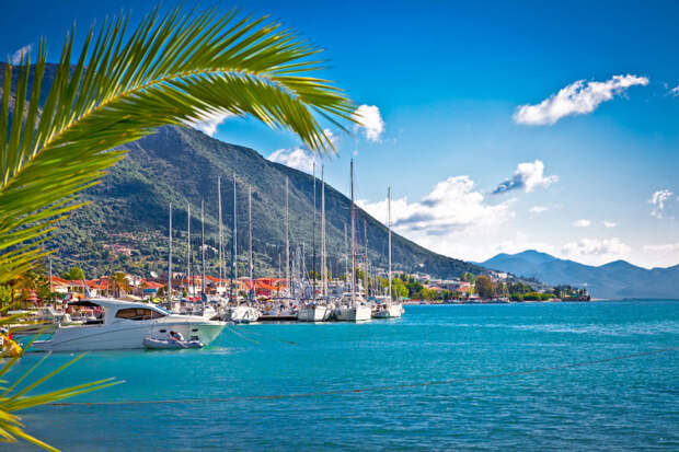 Nydri harbour at Lefkada island, Greece - depositphotos.com