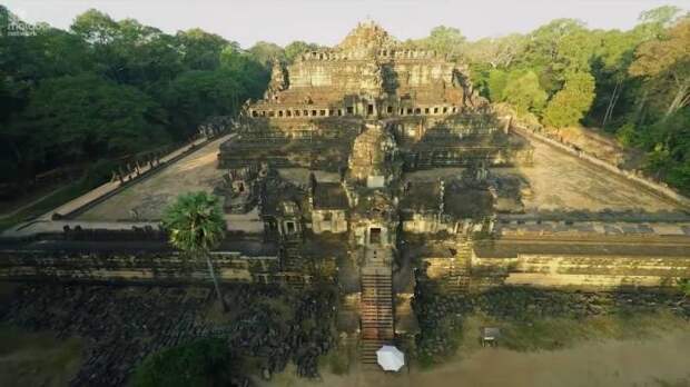 Ангкор - заброшенный древний мегаполис в джунглях