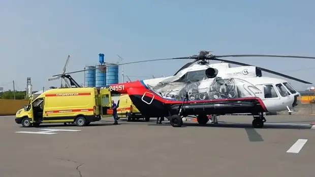 «Отломана хвостовая часть, корпус целый»: в озере Курильском на Камчатке нашли потерпевший крушение вертолёт