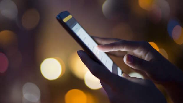 О возможных ограничениях мобильного интернета в новогоднюю ночь предупредили власти Санкт-Петербурга