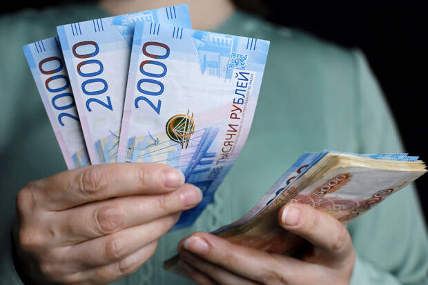 ТАСС: в России с февраля повысят пособия и компенсации на 5,6%