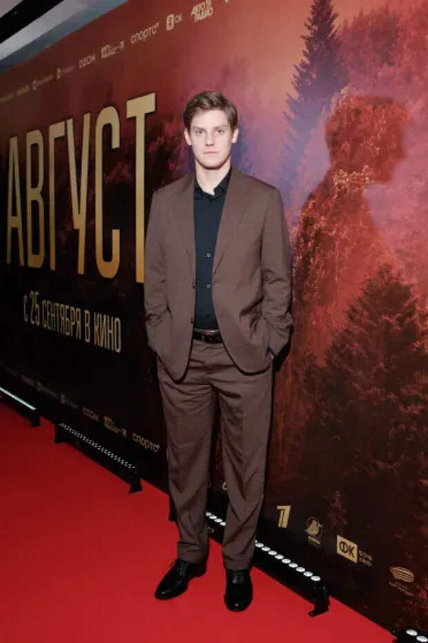 Павел Табаков