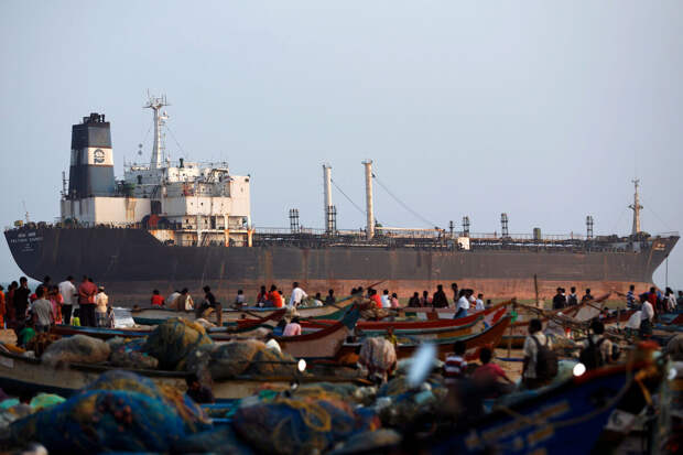 Bloomberg: индийские НПЗ закупили около 60 млн баррелей российской нефти