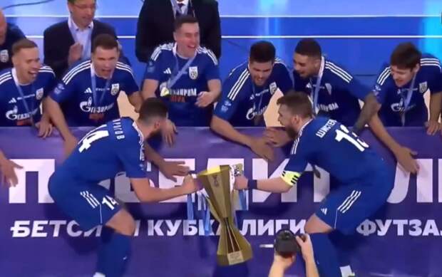 «Газпром-Югра» и «Тюмень» не смогли пробиться в финал Кубка лиги по футзалу