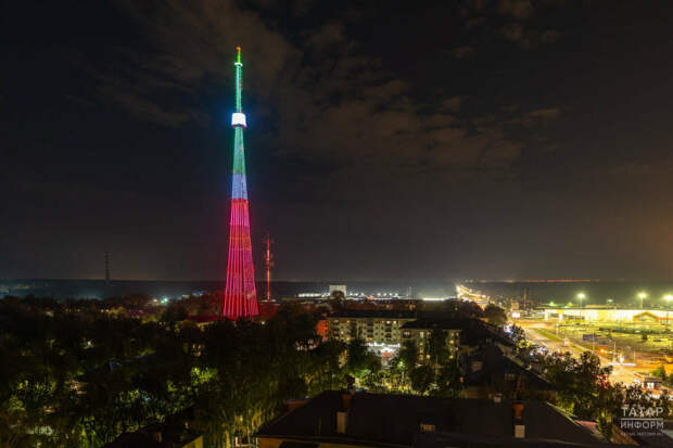 Казан телебашнясында Кырымның Россиягә кушылуы уңаеннан төсле утлар кабыначак