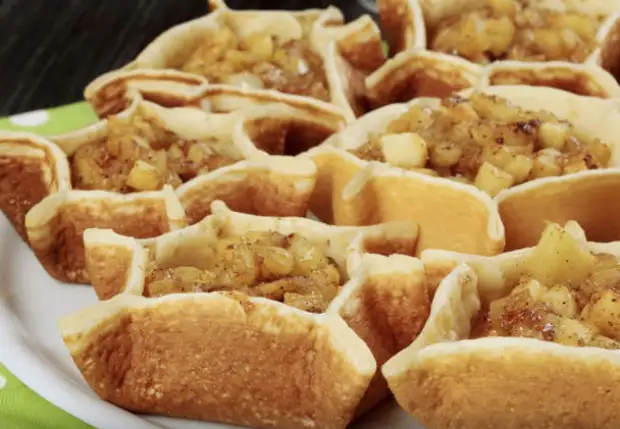 Яблоки и молоко: десерт нужно просто смешать