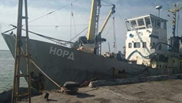 Задержанное рыболовецкое судно Норд в украинской части территориальных вод Азовского моря. 26 марта 2018