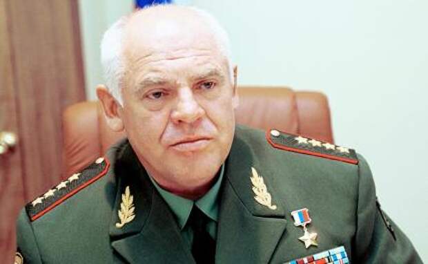 На фото: генерал Виктор Германович Казанцев