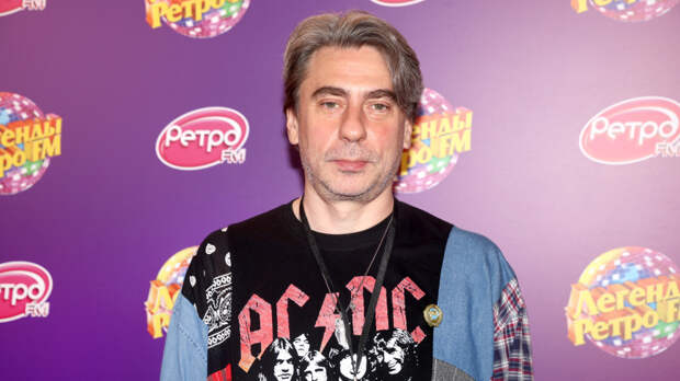 «Влияет на поведение»: Роман Емельянов о назначении радио