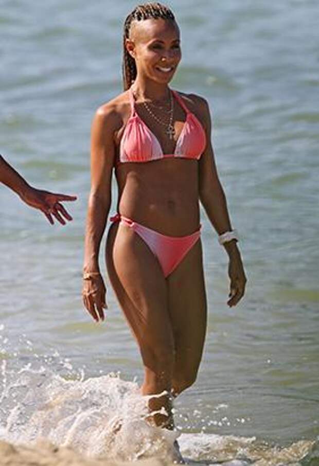 Jada Pinkett Smith Rocks a Tiny Pink Bikini