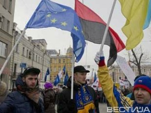 Украинцев просят не митинговать, чтобы избежать провокаций Украинцев просят не митинговать, чтобы избежать провокаций