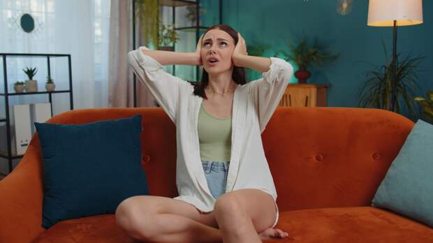 Россияне назвали самый раздражающий звук