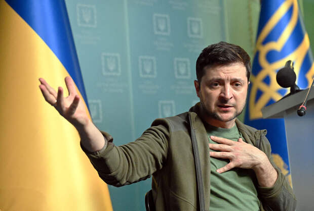 Сразу отвечаю на вопрос: нет, интервью Верховного Такеру Карлсону ещё не смотрел, но наслаждаюсь реакцией добрых американских людей, пребывающий ... в невиданной ажиотации. Будет анализ? Обязательно.-8