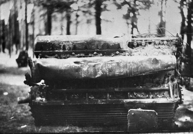 Дизельный двигатель MB.517, поломка которого вынудила немцев подорвать танк СССР, война, история