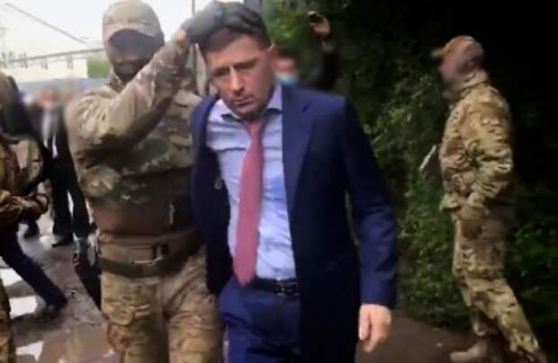 Шендерович знает, чем губернатор Фургал провинился перед Путиным