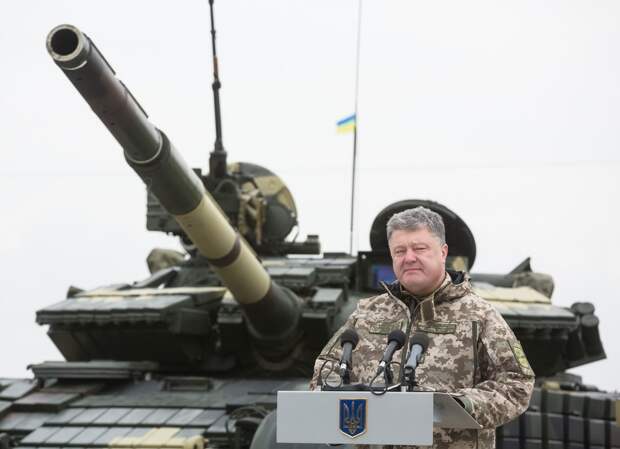Порошенко пообещал в течение пяти лет достичь мира в Донбассе Порошенко пообещал в течение пяти лет достичь мира в Донбассе