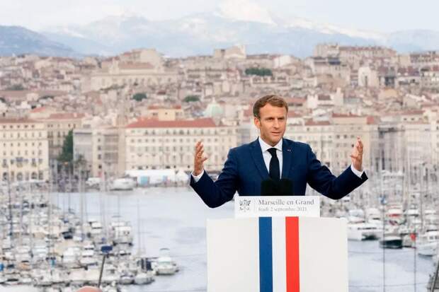 Макрон заявил о подготовке переговоров с российским президентом