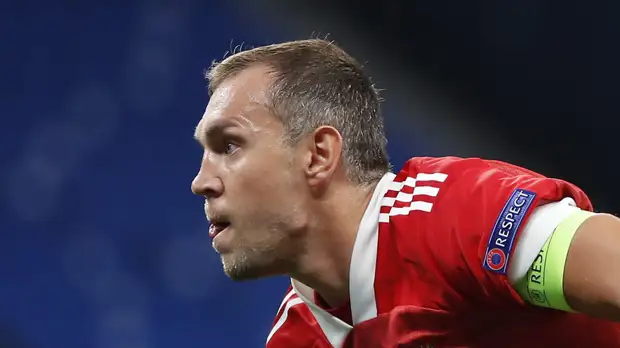 Дзюба стал лучшим по общему количеству и выигранным верховым единоборствам на Евро