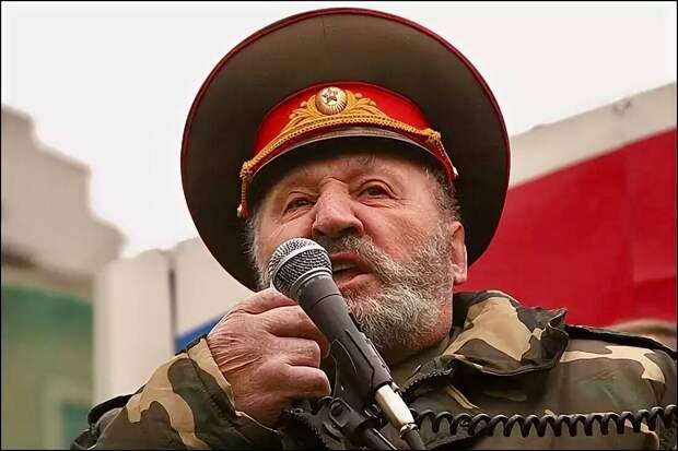 Последние защитники СССР: дефицит Героя