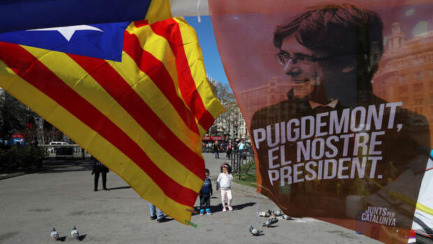 Карлес Пучдемон пообещал Москве дружбу независимой Барселоны