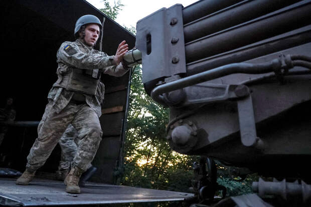 Guardian: переговоры сочли наиболее вероятным исходом ситуации на Украине