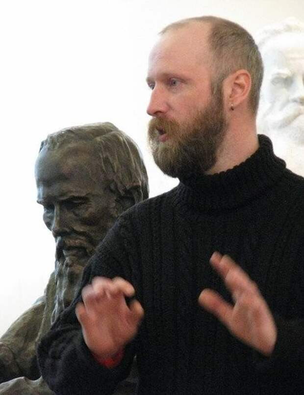 Алексей Достоевский, праправнук Фёдора Достоевского. / Фото: www.smolnews.ru Алексей Достоевский, праправнук Фёдора Достоевского. / Фото: www.smolnews.ru
