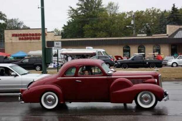 Ежегодный Woodward Dream Cruise (31 фото)