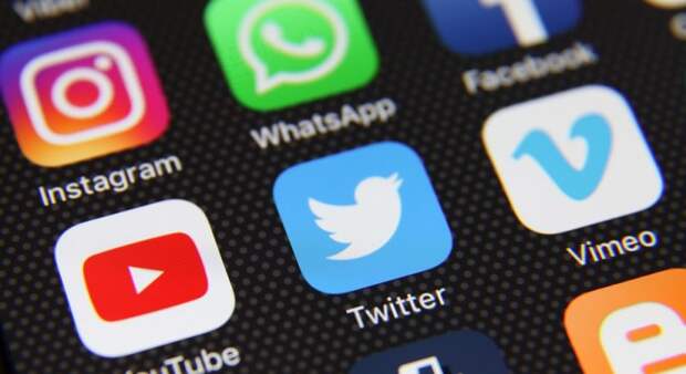 Study shows social media users want to leave their echo chambers